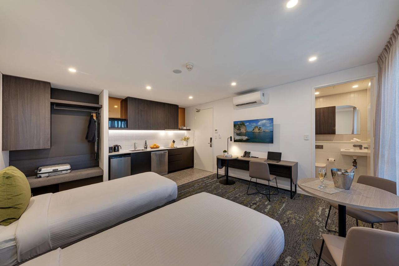 Littomore Suites Kingswood Penrith Eksteriør bilde