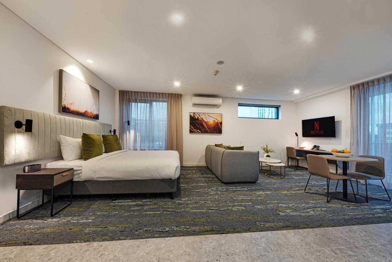 Littomore Suites Kingswood Penrith Eksteriør bilde